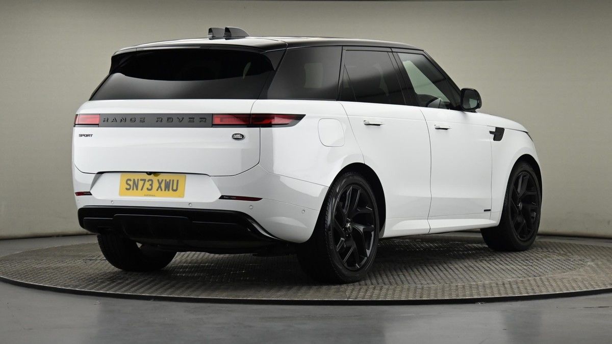 Land Rover Range Rover Sport Image 26