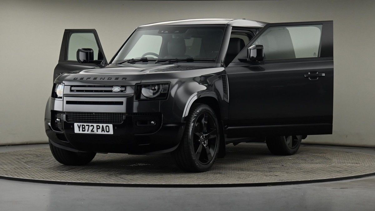 Land Rover Defender 90 Image 28