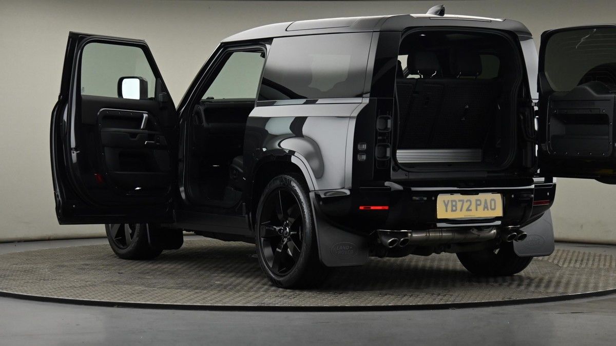 Land Rover Defender 90 Image 29