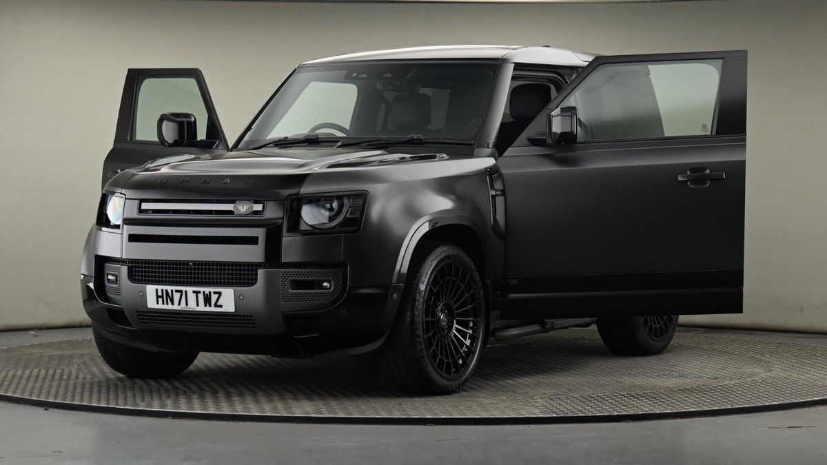 Land Rover Defender 90 Urban Image 28