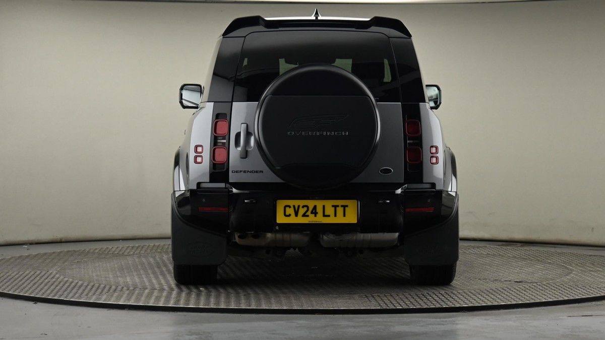 Land Rover Defender 90 Image 25