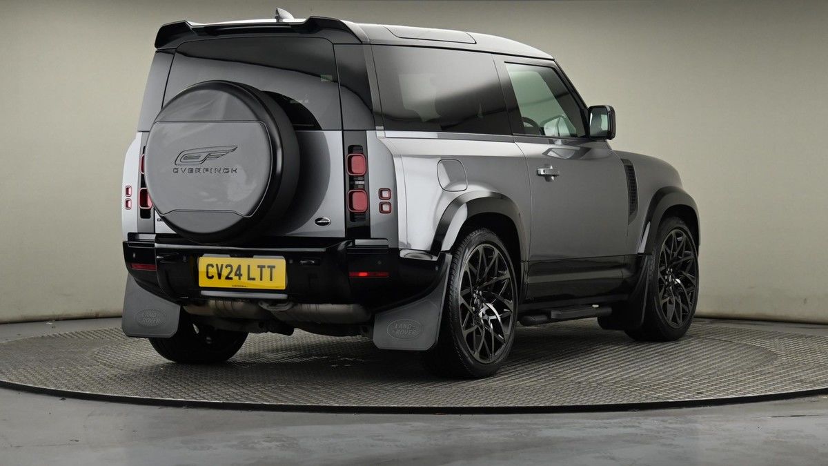 Land Rover Defender 90 Image 26