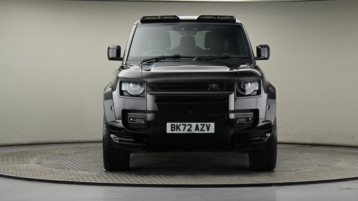 Land Rover Defender 90 Urban Image 21