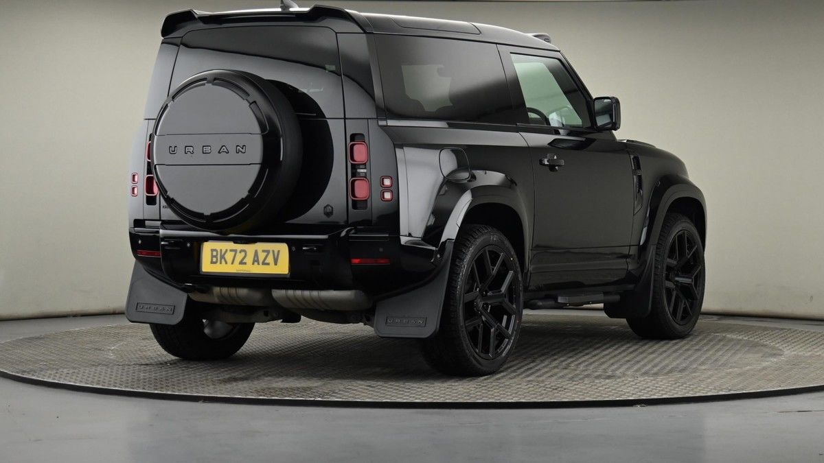 Land Rover Defender 90 Urban Image 26