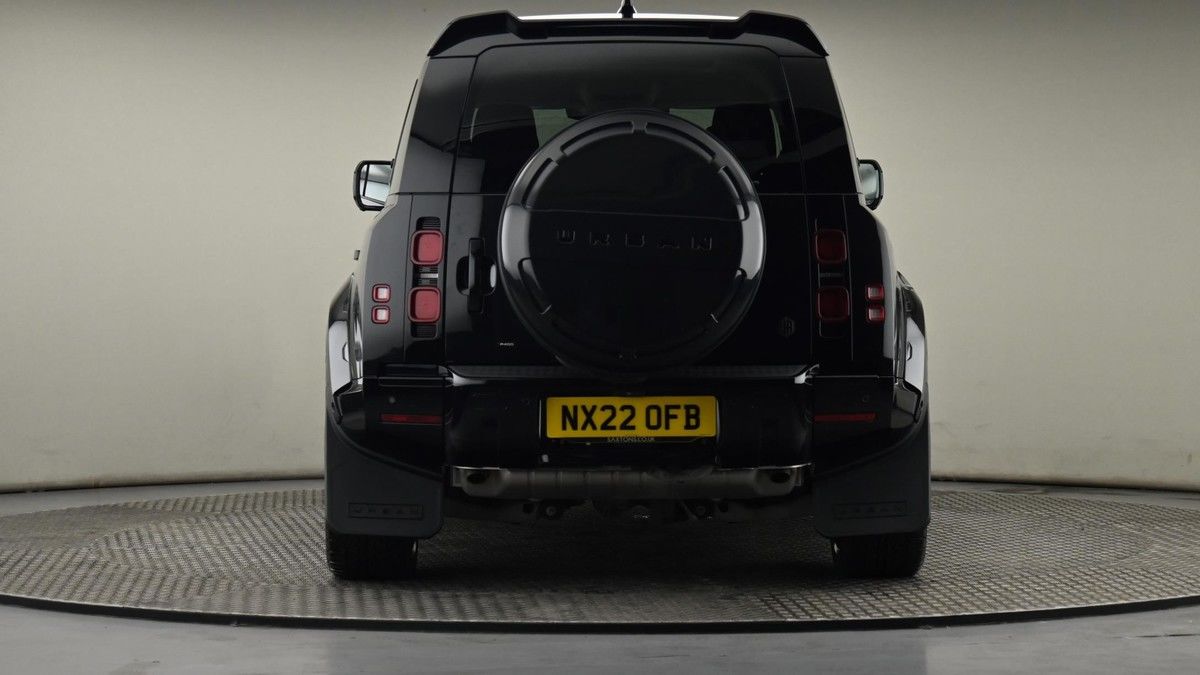 Land Rover Defender 110 Urban Image 25