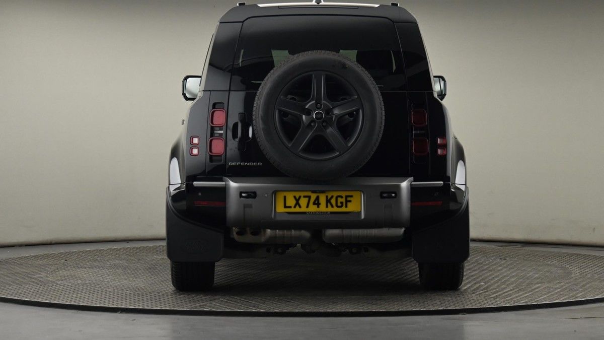 Land Rover Defender 110 Urban Image 25