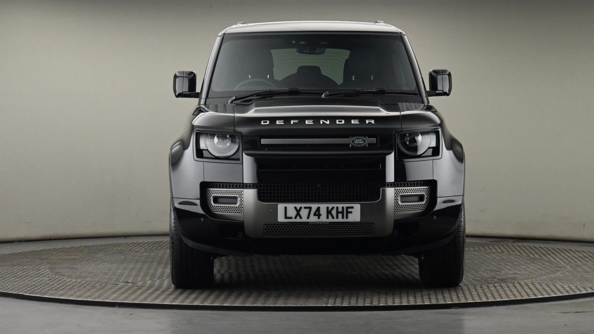 Land Rover Defender 110 Urban Image 21