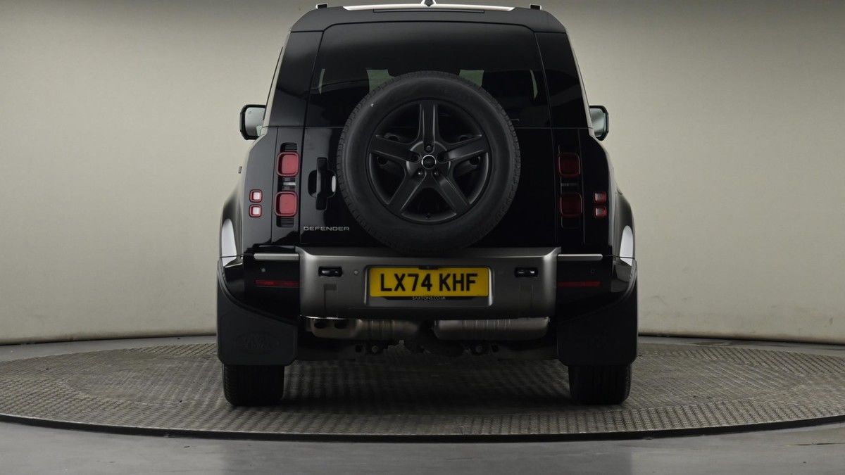 Land Rover Defender 110 Urban Image 25