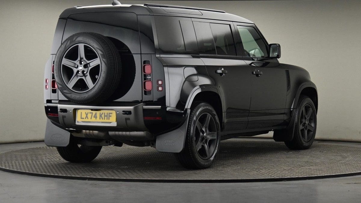 Land Rover Defender 110 Urban Image 26