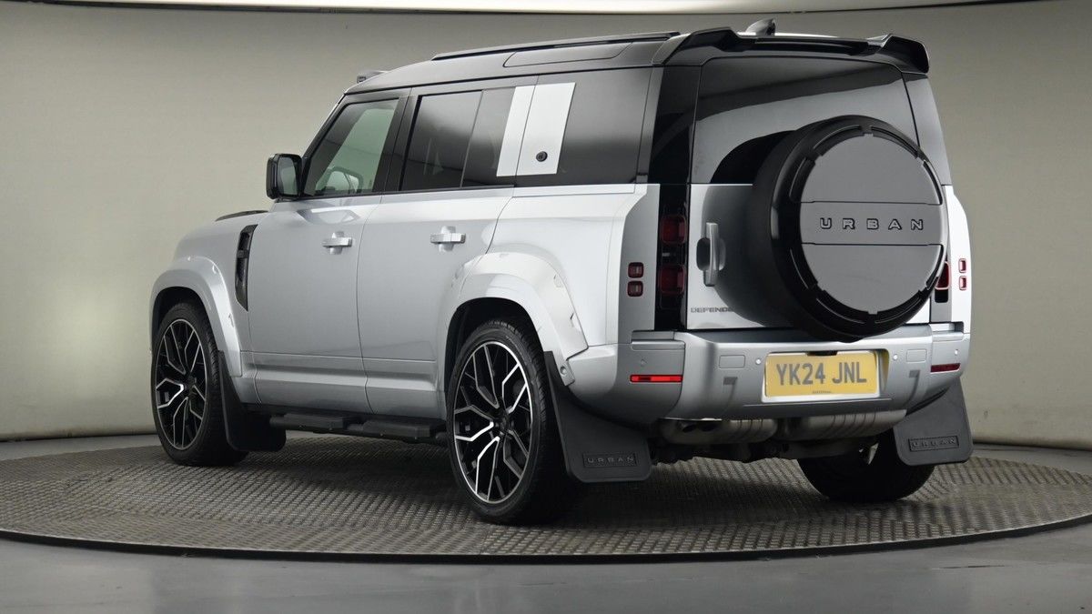 Land Rover Defender 110 Urban Image 24