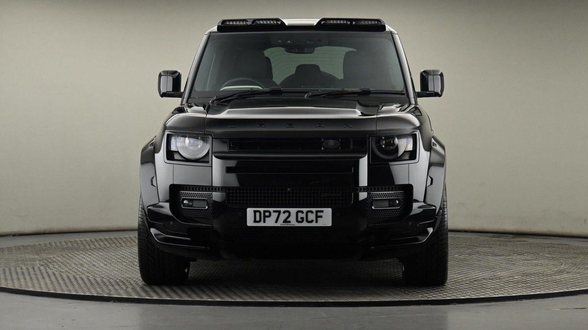 Land Rover Defender 110 Urban Image 21