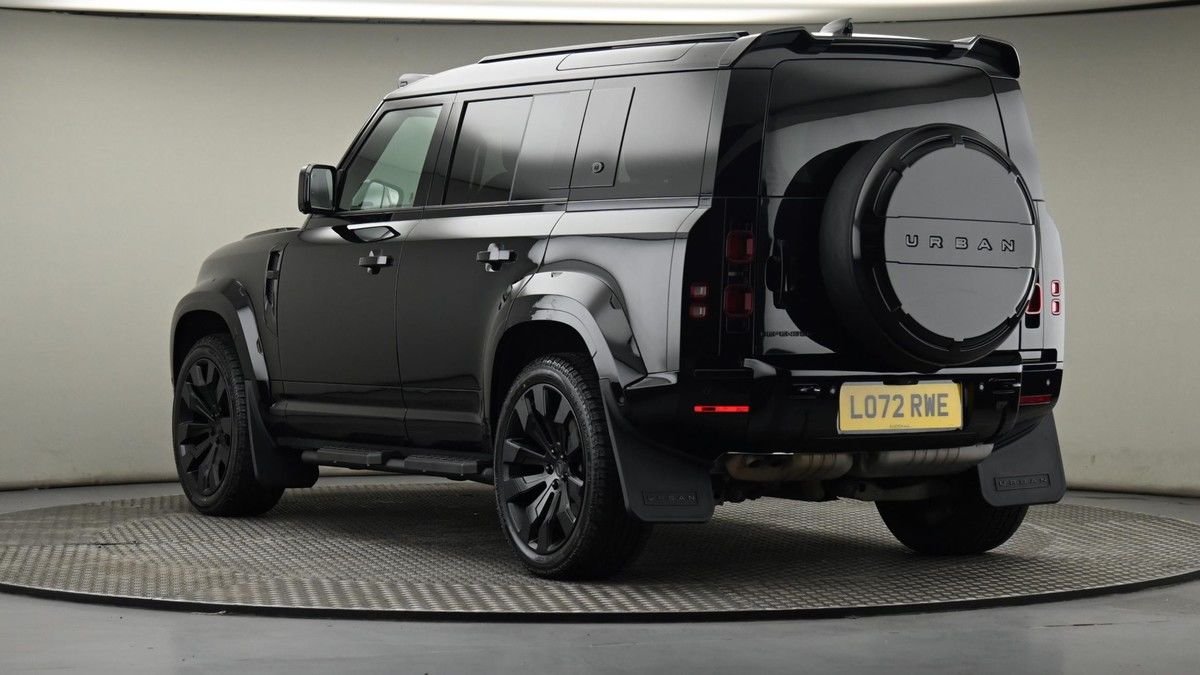 Land Rover Defender 110 Urban Image 24