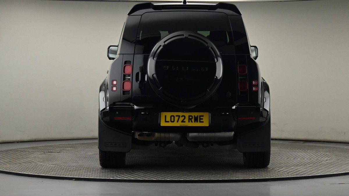 Land Rover Defender 110 Urban Image 25