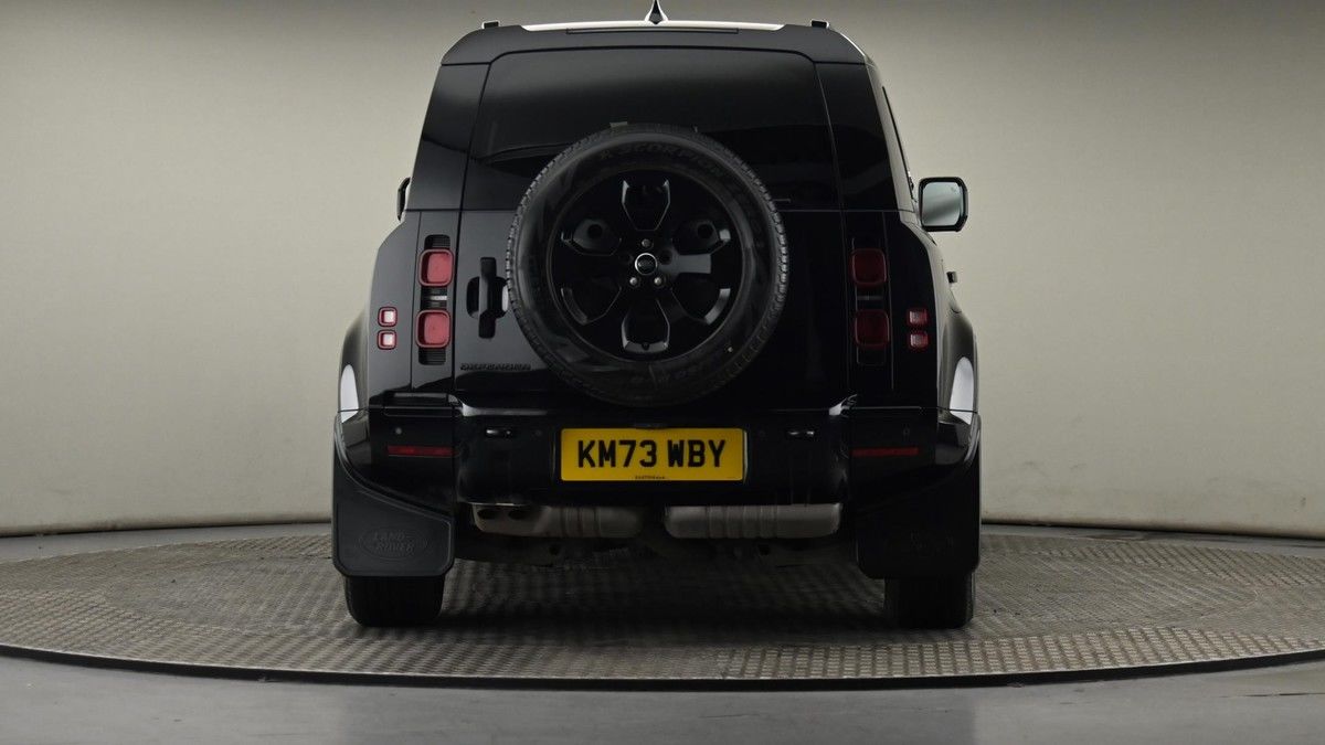 Land Rover Defender 110 Urban Image 28