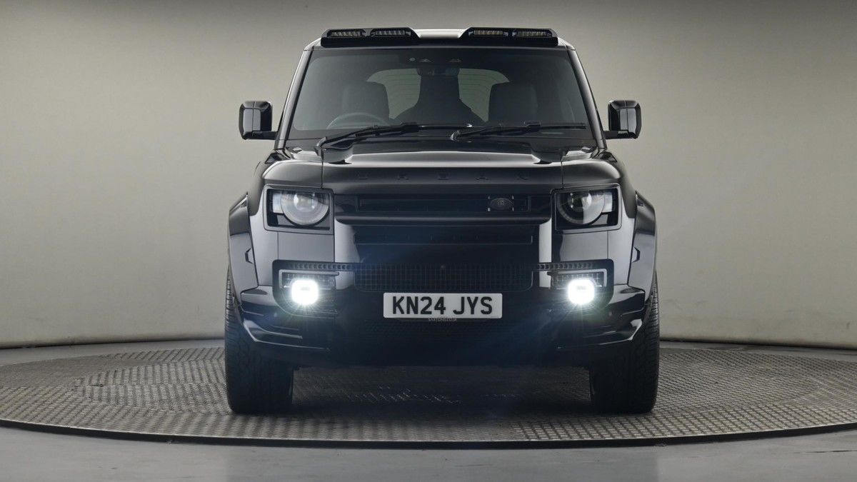 Land Rover Defender 110 Urban Image 21
