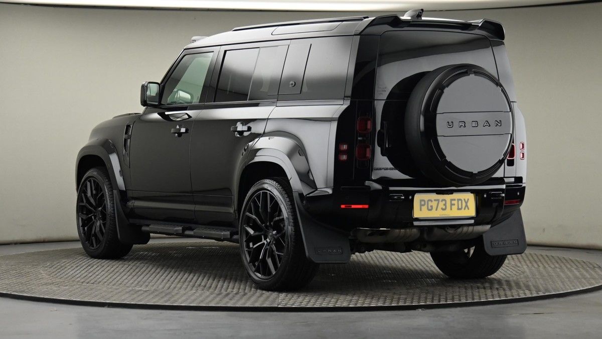 Land Rover Defender 110 Urban Image 24