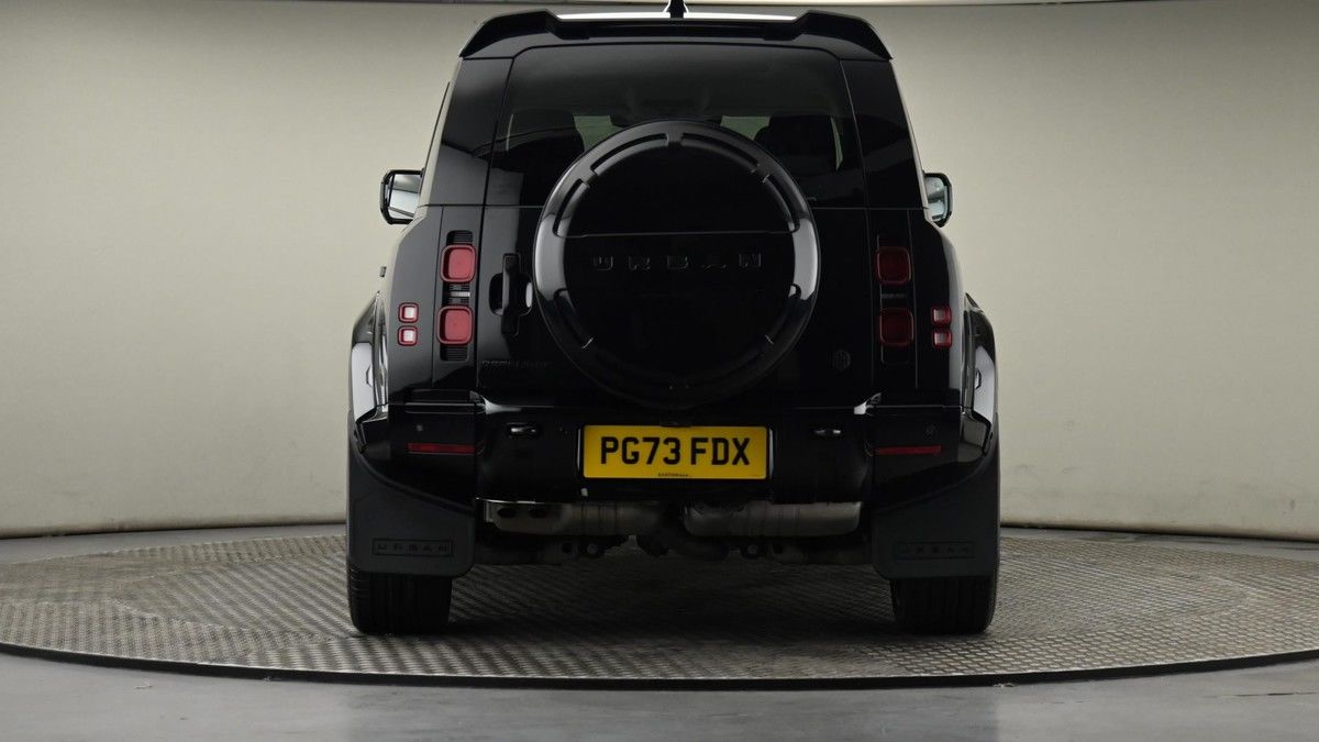 Land Rover Defender 110 Urban Image 25