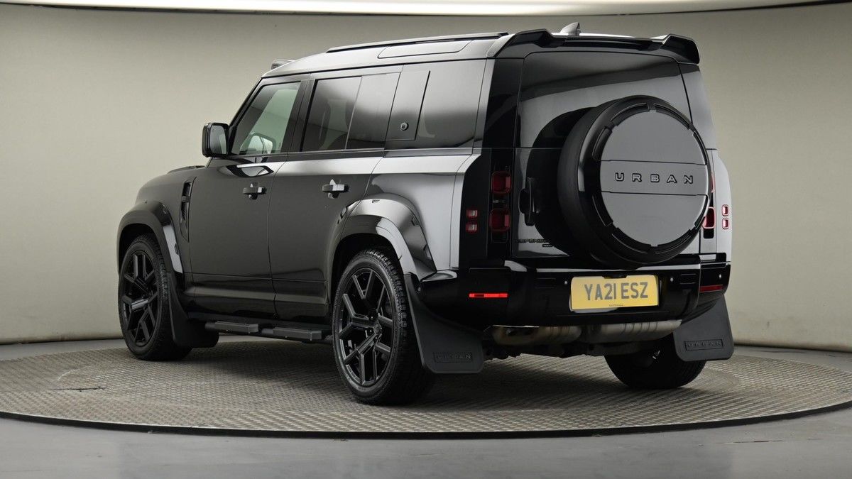Land Rover Defender 110 Urban Image 24