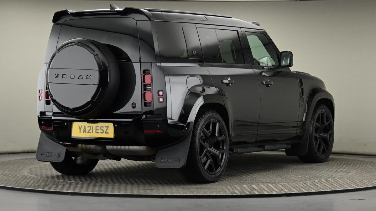 Land Rover Defender 110 Urban Image 26