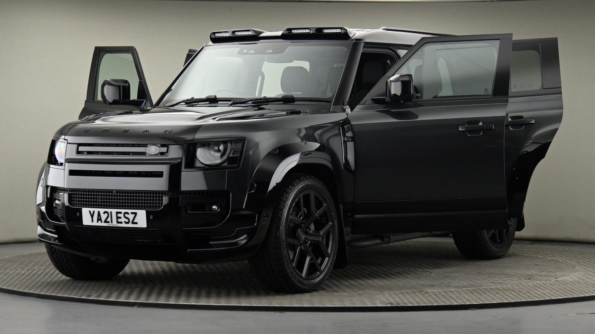Land Rover Defender 110 Urban Image 28