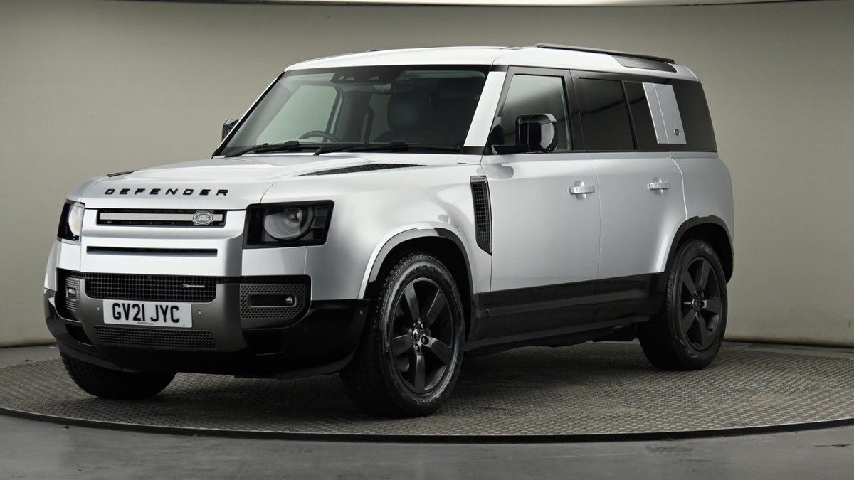 Land Rover Defender 110 Image 22