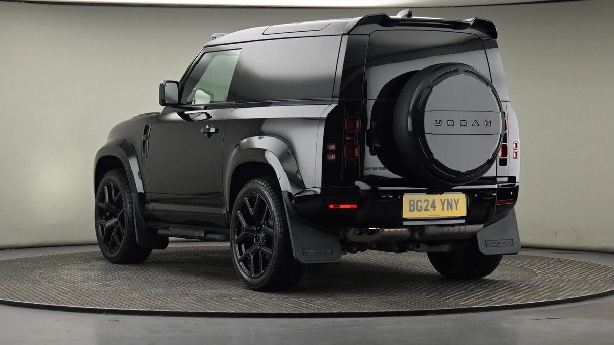 Land Rover Defender 90 Urban Image 24