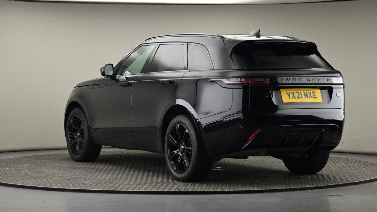 Land Rover Range Rover Velar Image 47