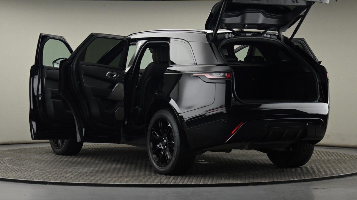 Land Rover Range Rover Velar Image 53