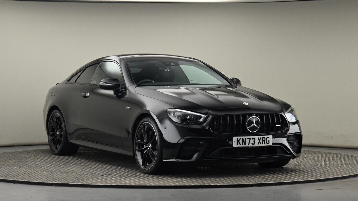 Mercedes-Benz E Class Sticky Header Image