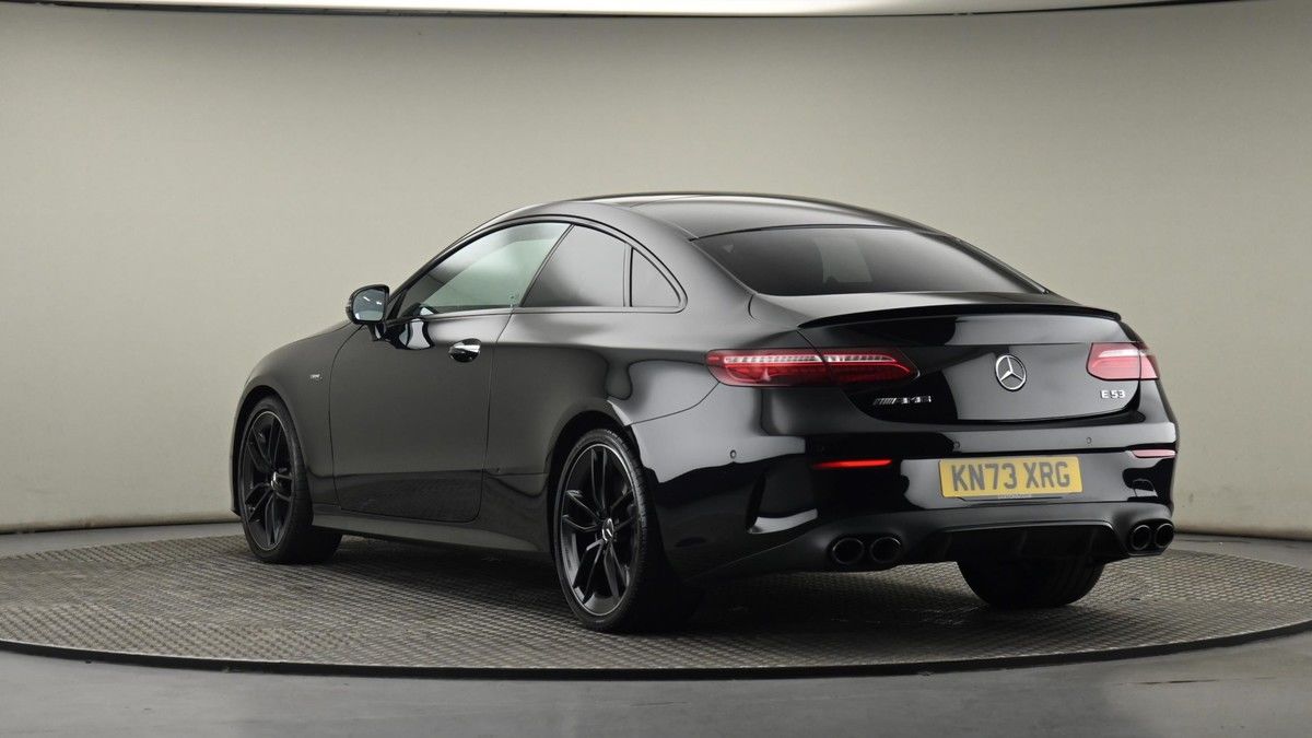 Mercedes-Benz E Class Image 24