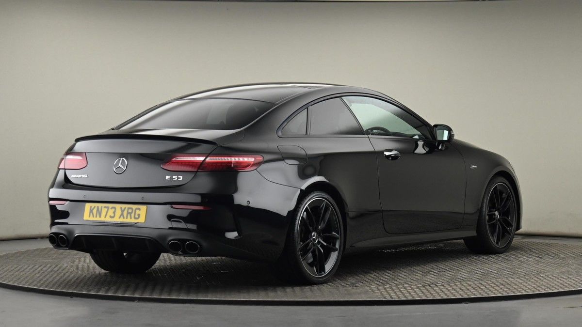 Mercedes-Benz E Class Image 26