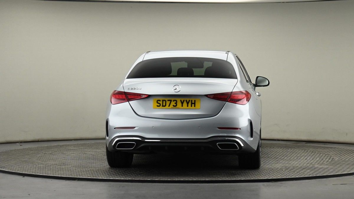 Mercedes-Benz C Class Image 24