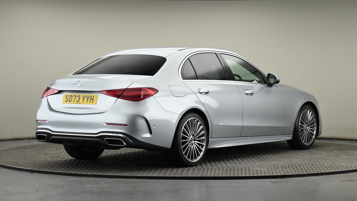 Mercedes-Benz C Class Image 25