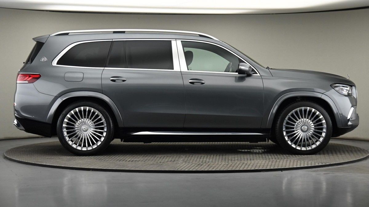 Mercedes-Benz Maybach GLS Image 28