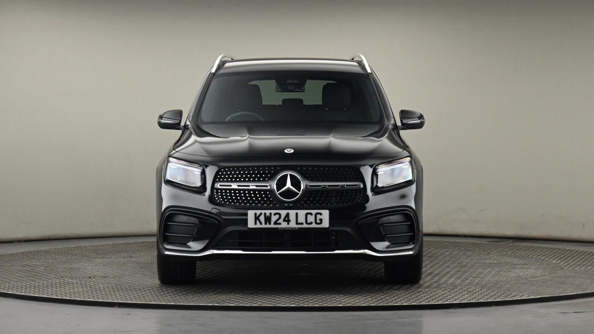 Mercedes-Benz GLB Image 21