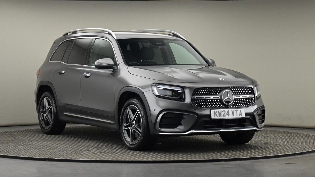 Mercedes-Benz GLB Sticky Header Image