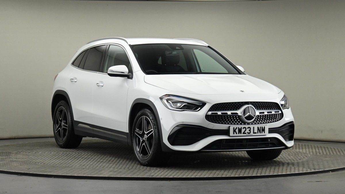 Mercedes-Benz GLA Sticky Header Image