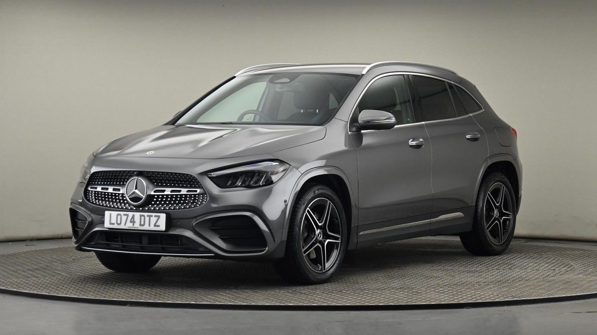 Mercedes-Benz GLA Image 22