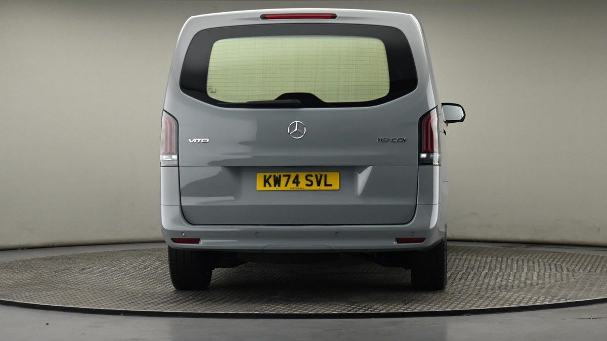 Mercedes-Benz Vito Image 25