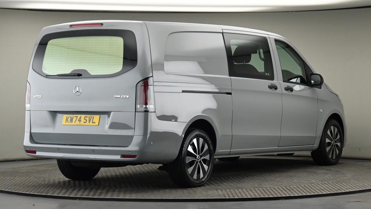 Mercedes-Benz Vito Image 26