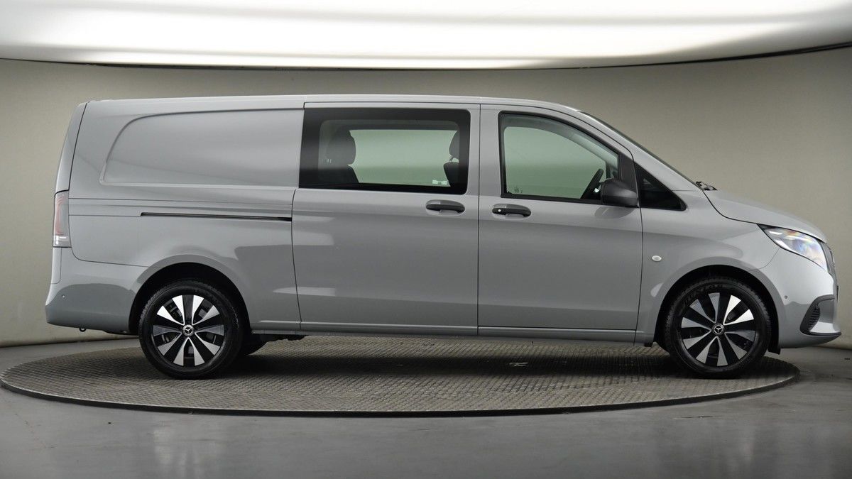 Mercedes-Benz Vito Image 27