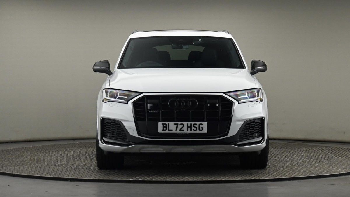 Audi Q7 Image 21