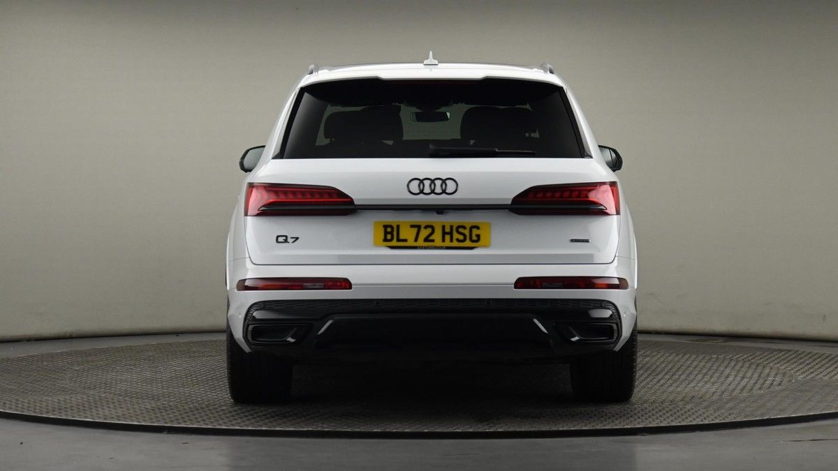Audi Q7 Image 25