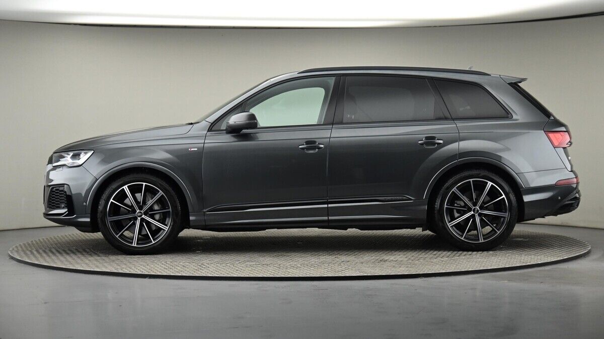 Audi Q7 Image 45