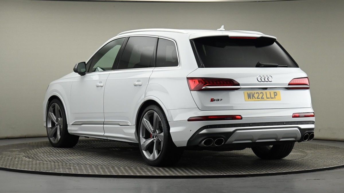 Audi SQ7 Image 24