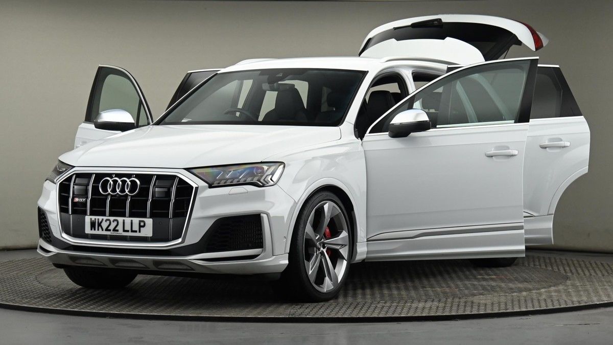 Audi SQ7 Image 28