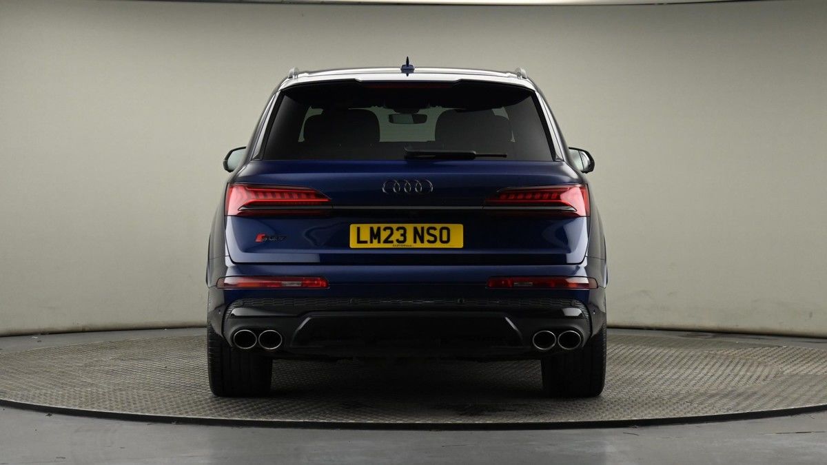 Audi SQ7 Image 25