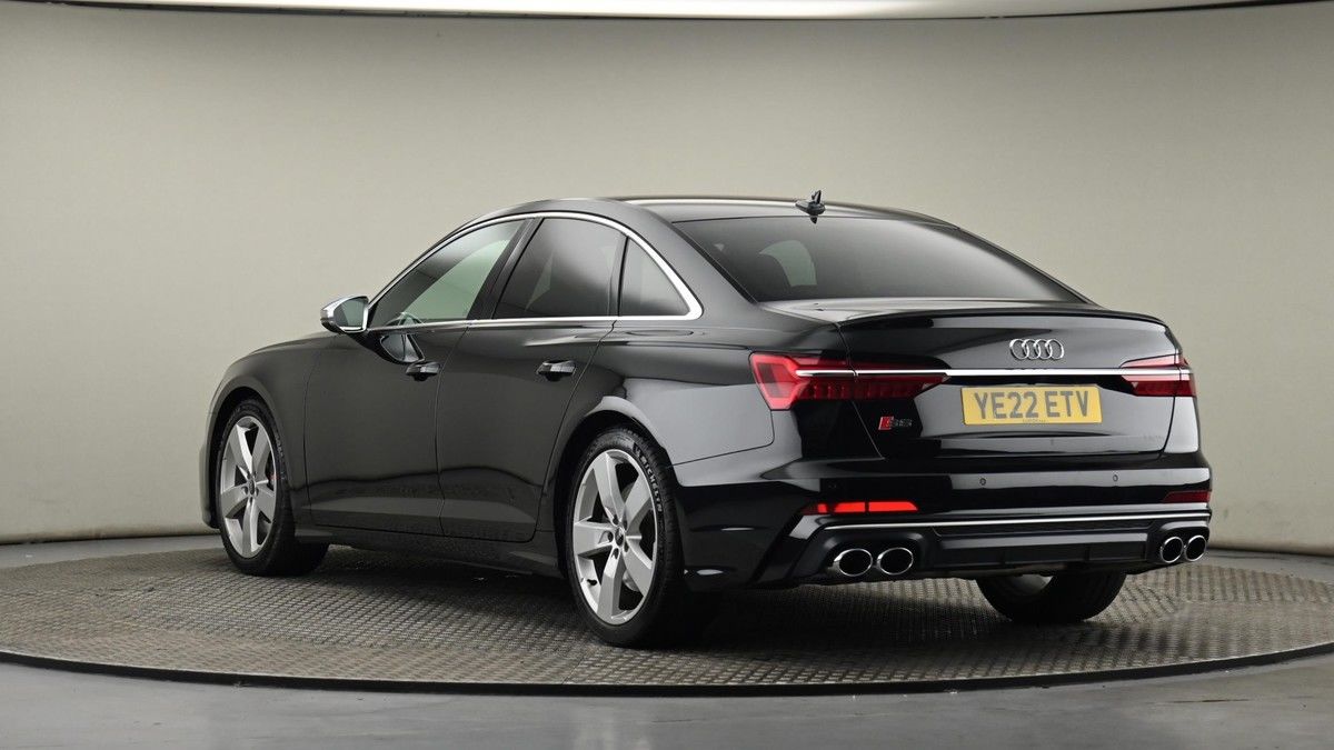Audi S6 Saloon Image 23