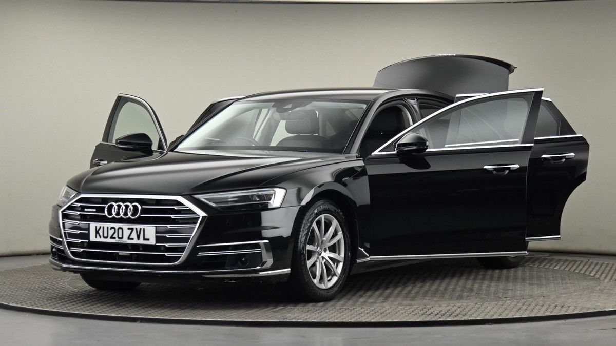 Audi A8 Image 28