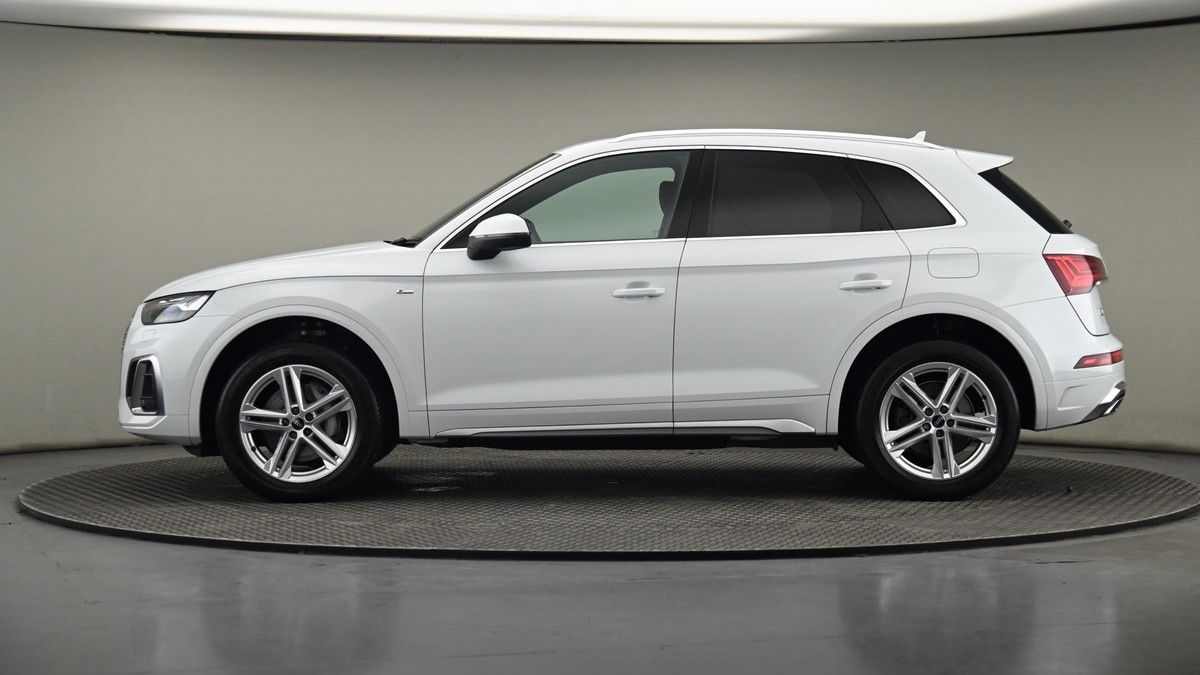 Audi Q5 Image 22